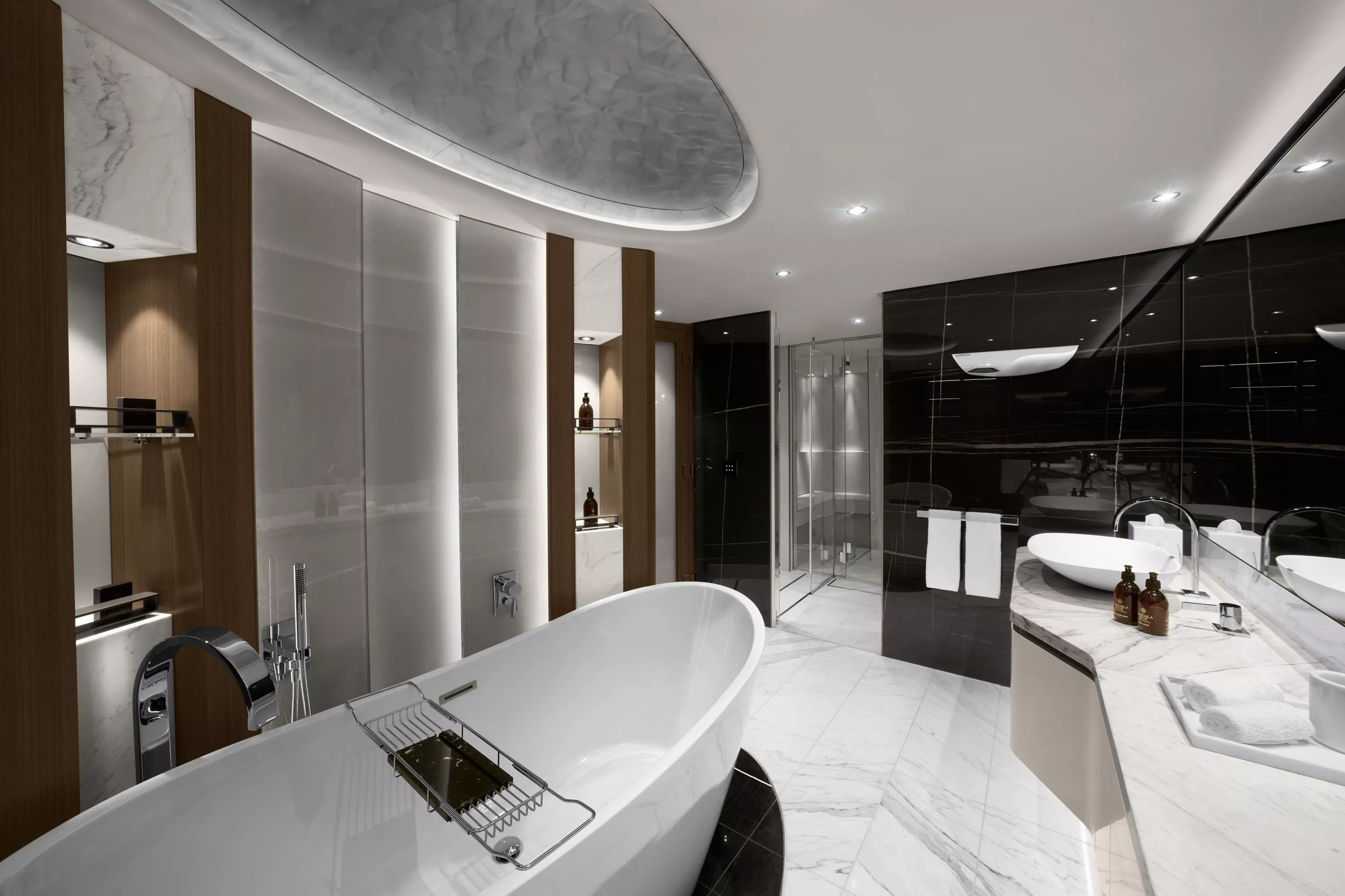 Owner's Residence - Marble Bath